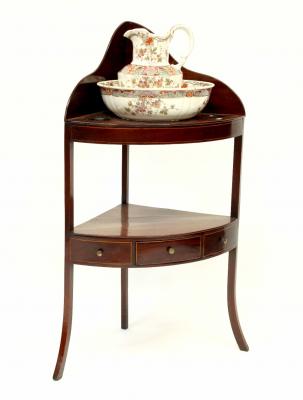 An Edwardian mahogany corner wash stand with pierced top and undershelf, also a Burgess & Leigh Burslem 'Tottenham' pattern jug and bowl stamped '172864' (3).