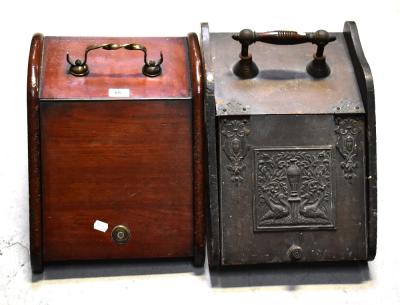 A Victorian and later mahogany coal scuttle with wrythen twist brass handle, with liner, lacking shovel, 32 x 32.5 x 40cm.