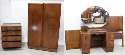 A good early-to-mid 20th century walnut bedroom suite comprising double wardrobe, height 181cm, chest of drawers, two bed ends and a good piano-top pedestal dressing table with cloud mirror (4).